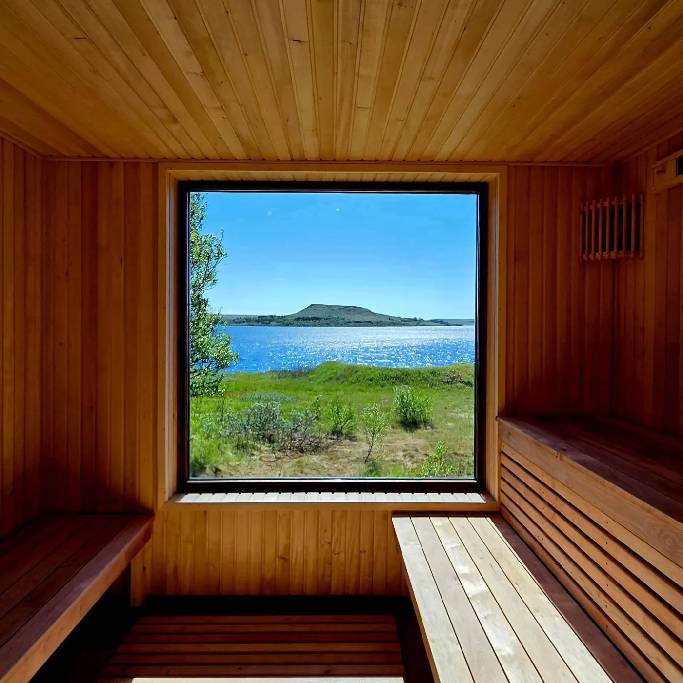 The private lake-house sauna